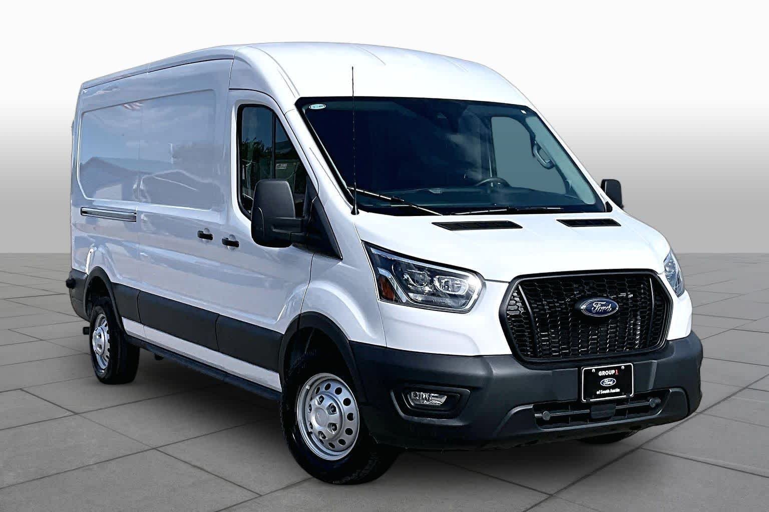 Used 2025 Oxford White Ford  image 3