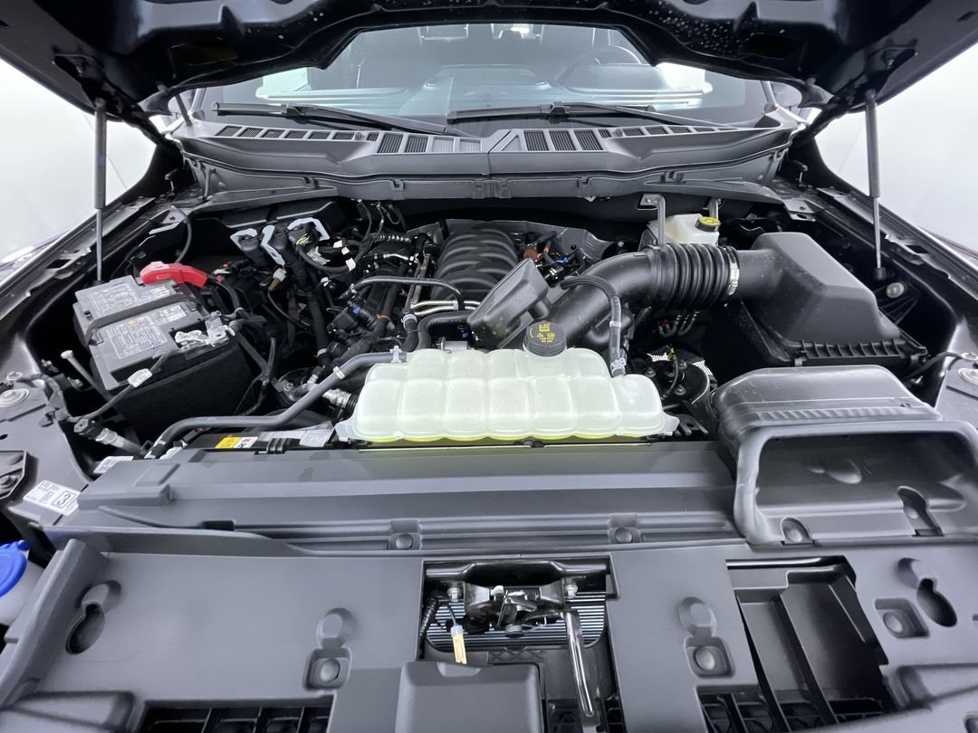 New 2026 Carbonized Gray Metallic Ford Lariat image 29