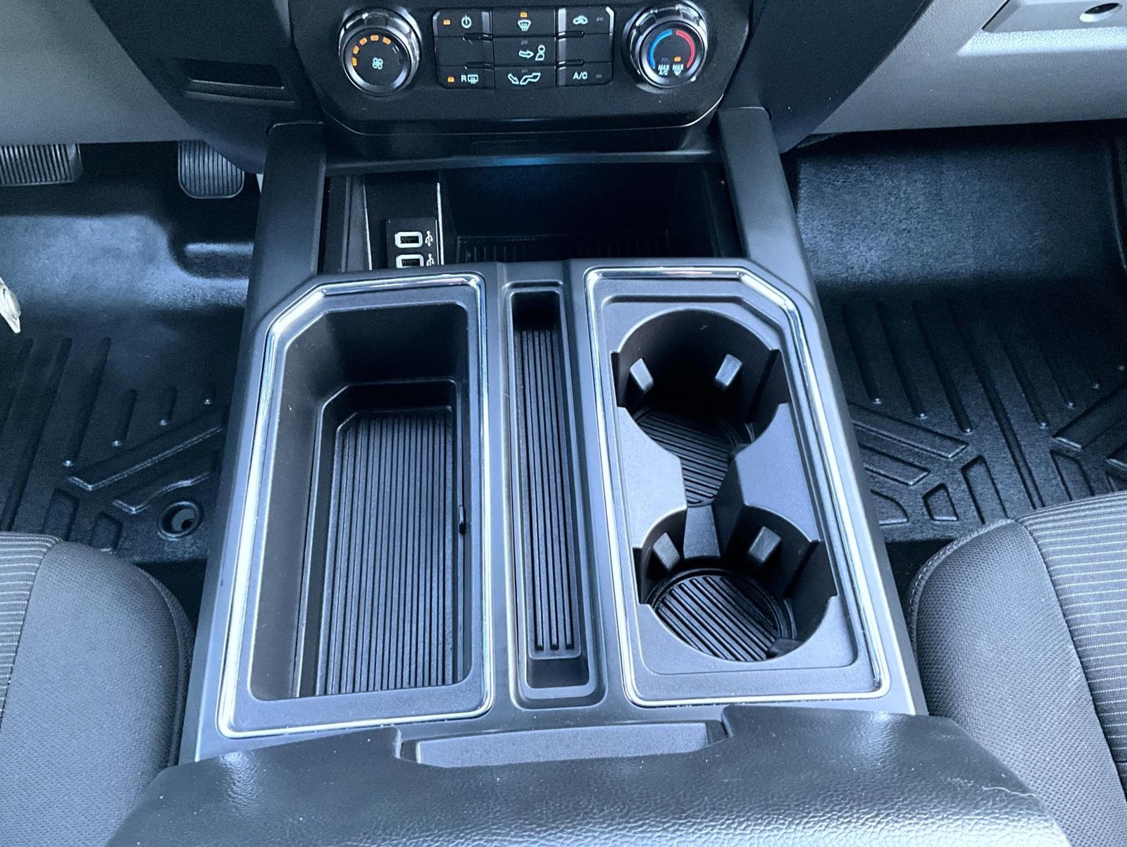 Used 2019 Red Ford XL image 15