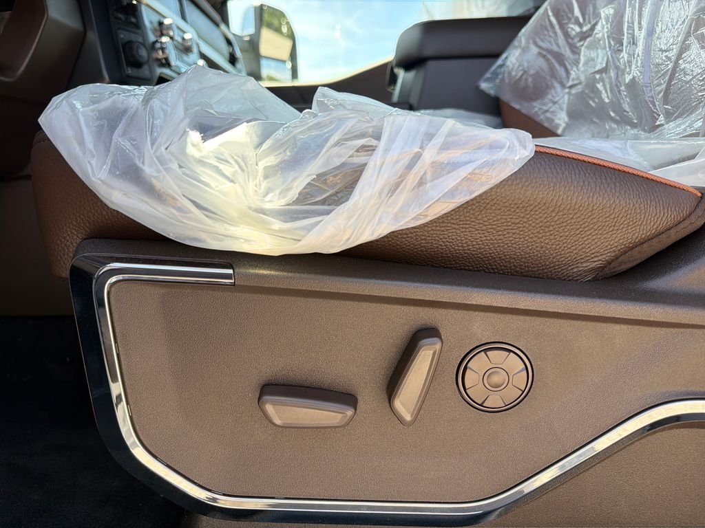 New 2026 White Ford King Ranch image 16
