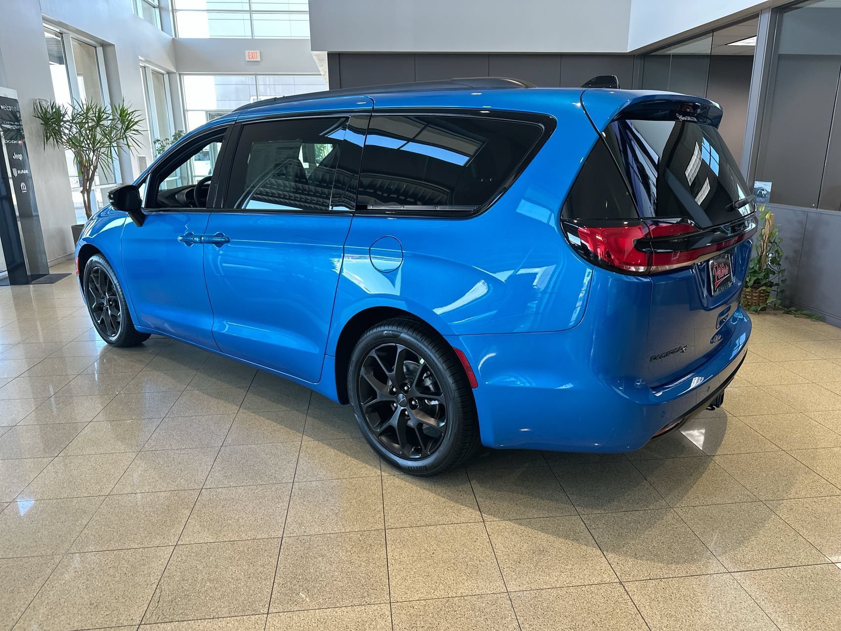 New 2027 Hydro Blue Pearlcoat Chrysler Limited image 6