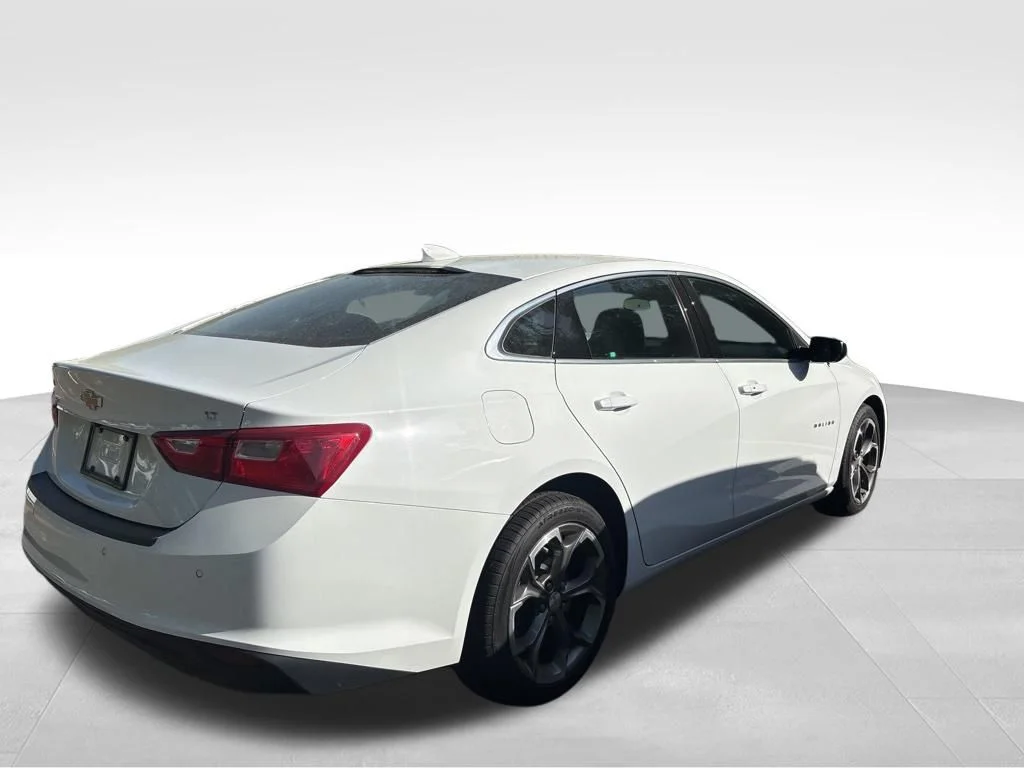 Used 2024 White Chevrolet LT image 7