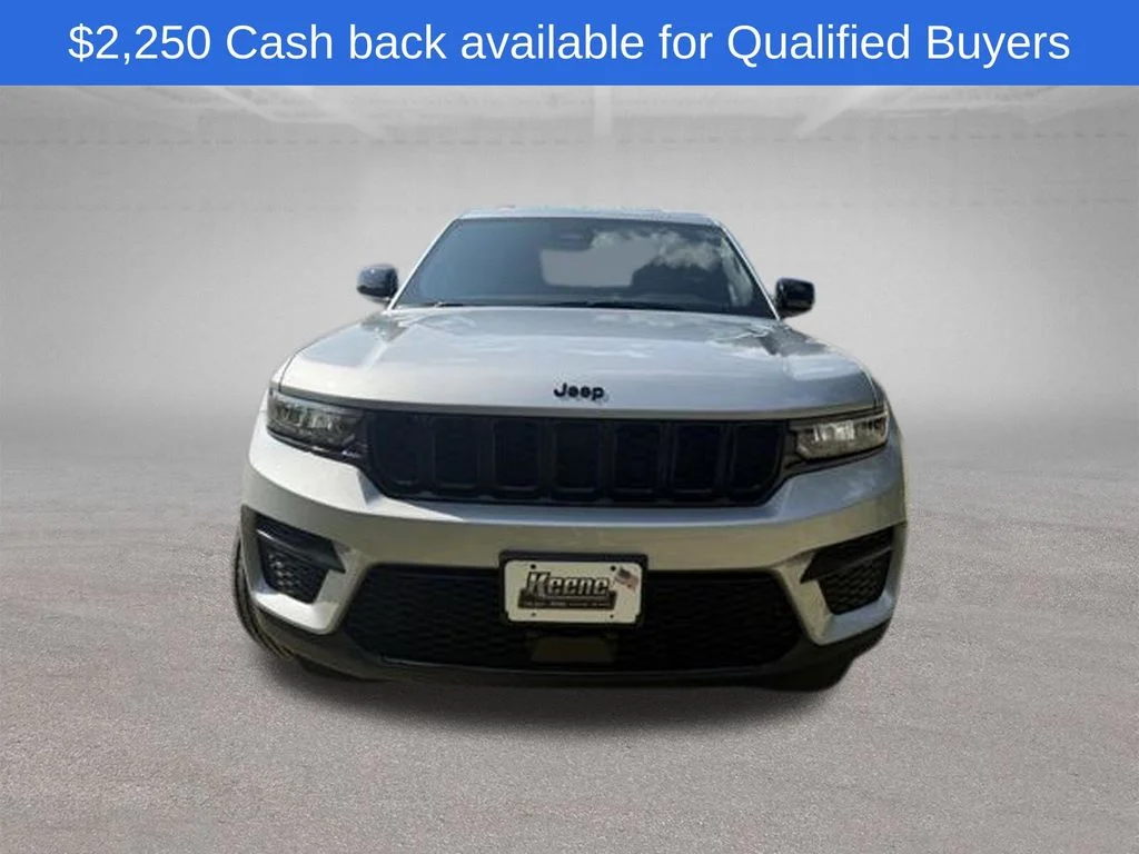 New 2025 Silver Zynith Exterior Paint Jeep Altitude X image 2