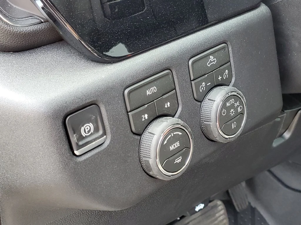 2026 Chevrolet Silverado 1500 RST - Photo 8