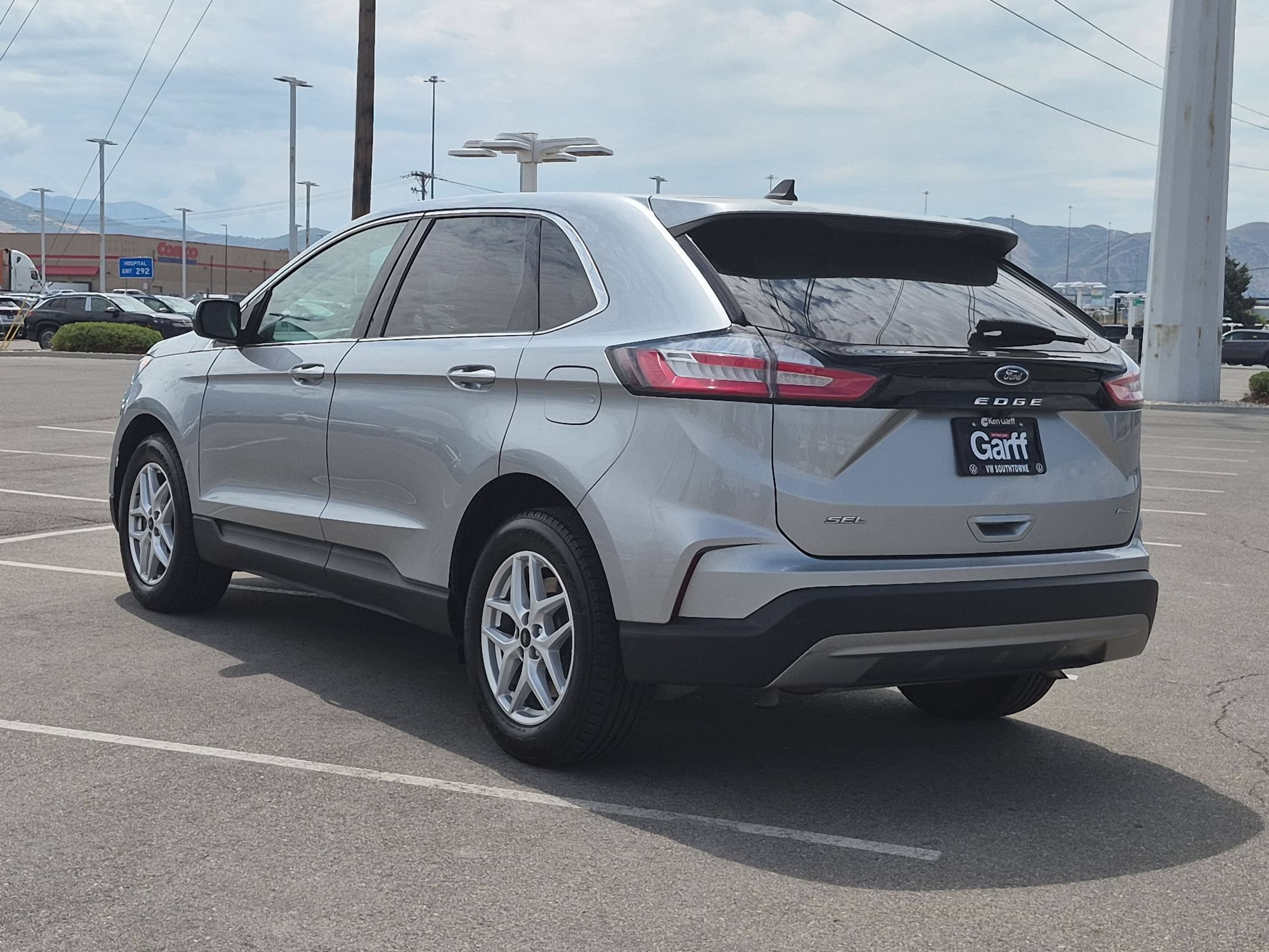 Used 2023 Iconic Silver Metallic Ford SEL image 5