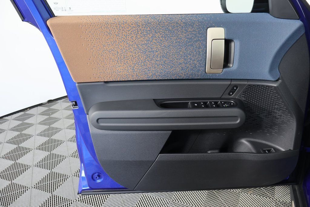 Certified Used 2025 Blue MINI  image 12