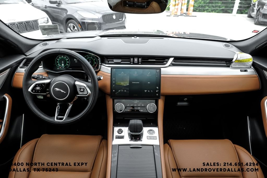 2026 Jaguar F-Pace R-Dynamic S - Photo 17