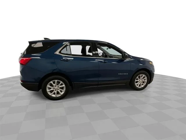 Used 2020 BLUE Chevrolet LT image 2
