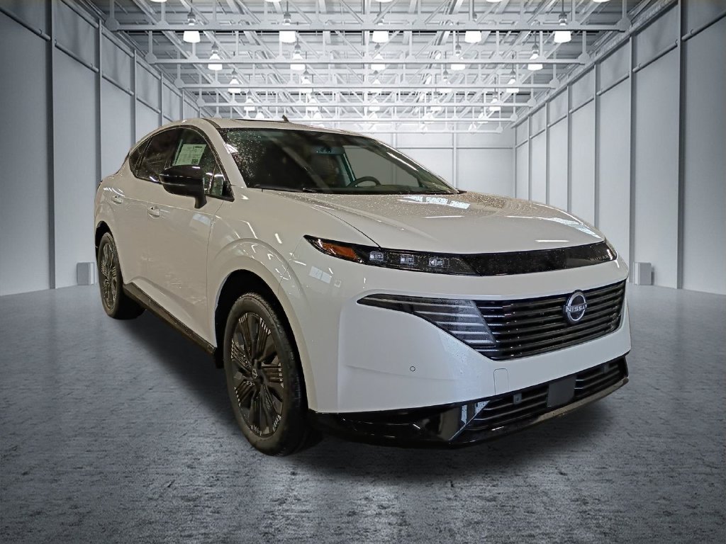New 2027 White Nissan Platinum image 10