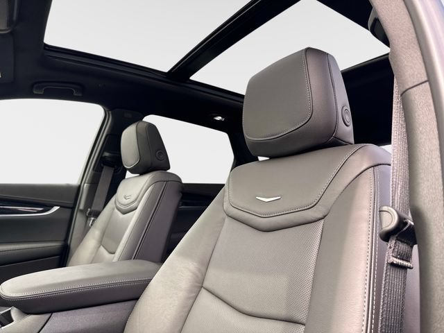 New 2026 Opulent Blue Metallic Cadillac Premium Luxury image 17