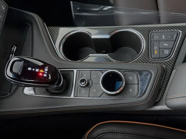 2026 Cadillac CT4 V-Series - Photo 17