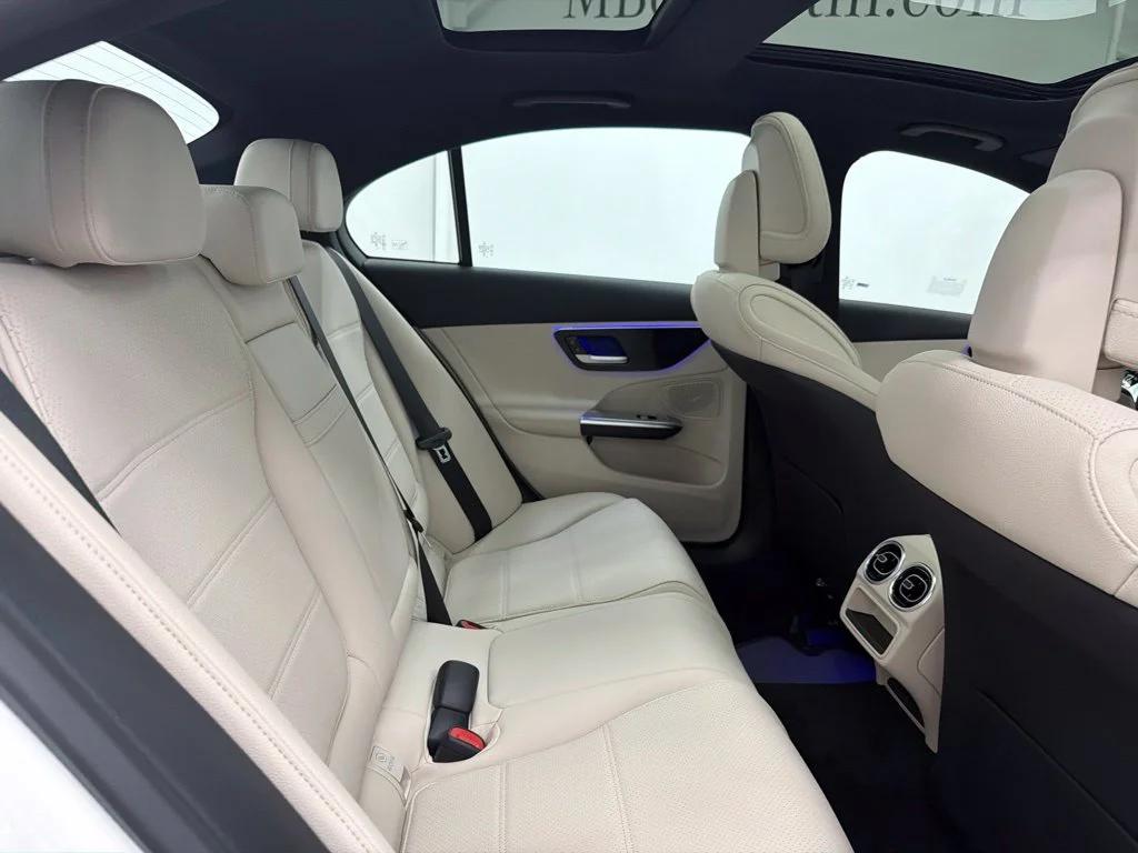 New 2027 White Mercedes-Benz C 300 image 27