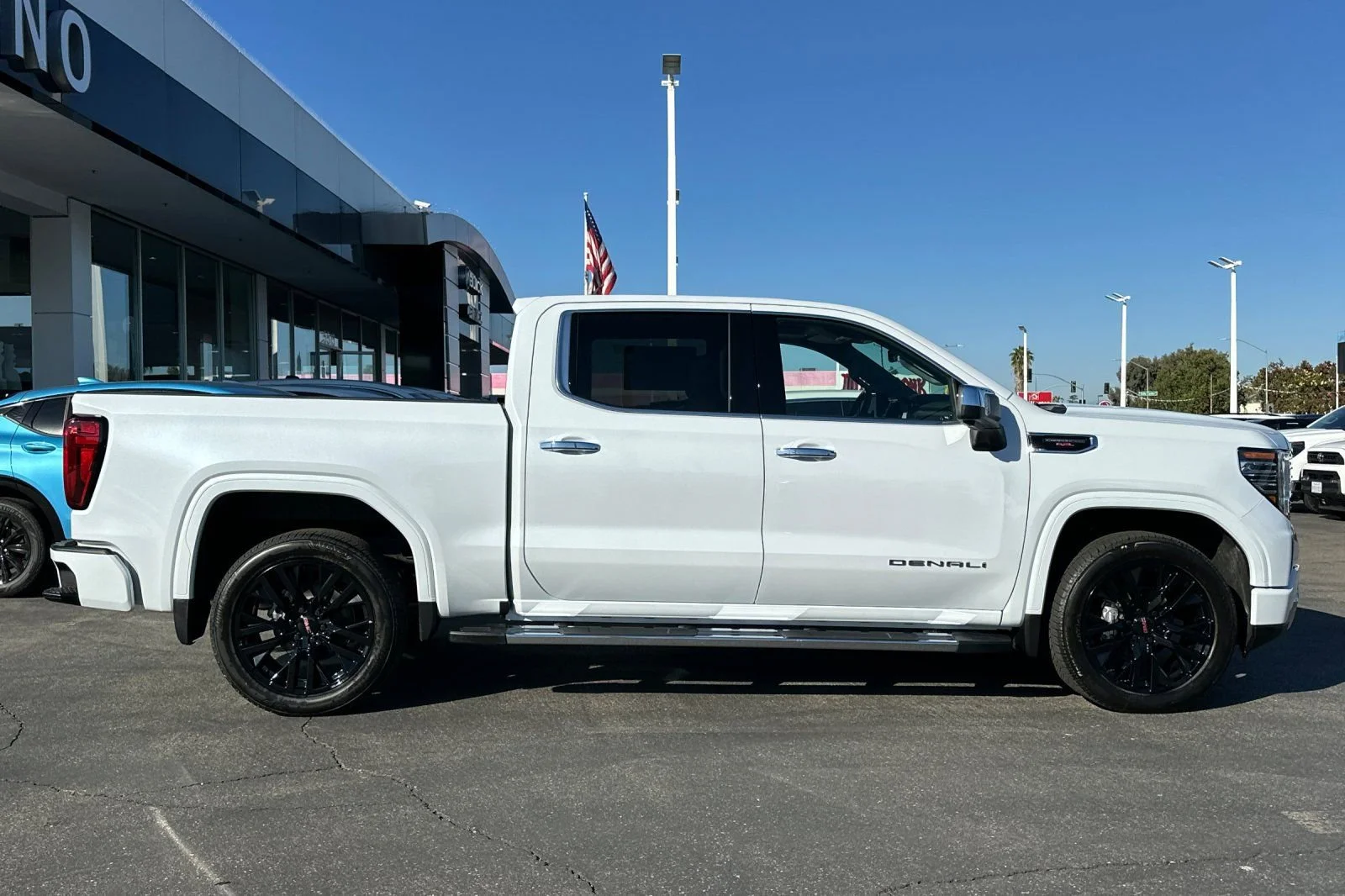 2026 GMC Sierra 1500 Denali - Photo 4