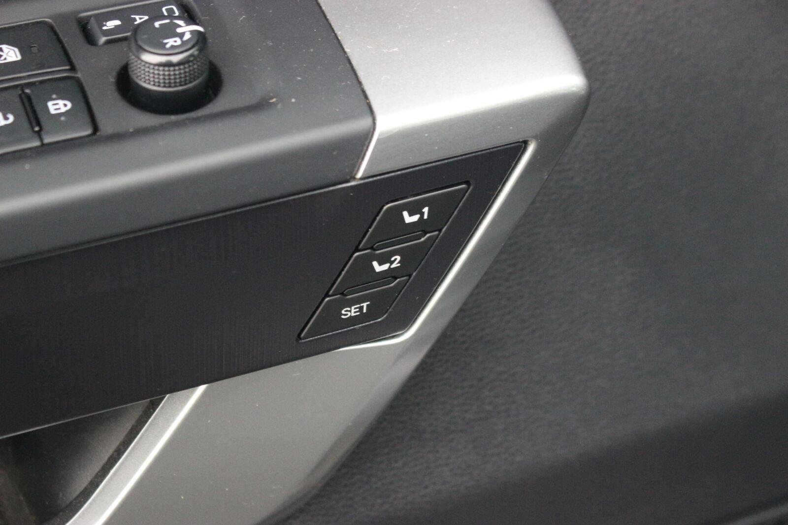 Used 2022 Grey Toyota Platinum Hybrid image 15