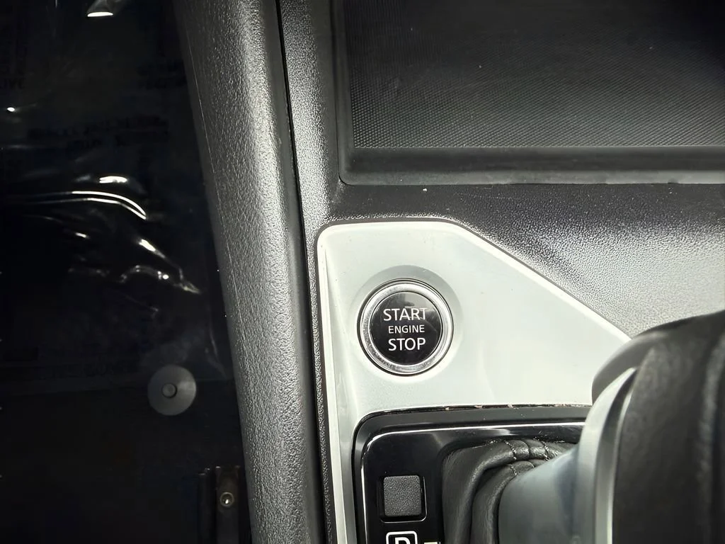 Used 2025 Black Nissan S image 19