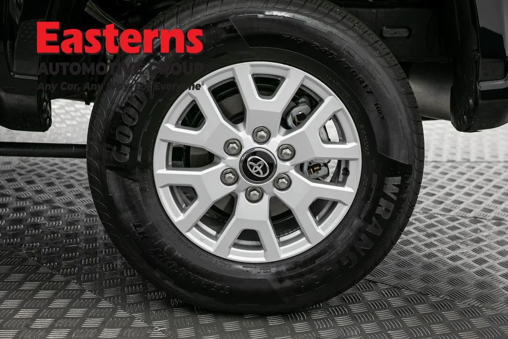 Used 2026 Black Toyota SR5 image 31