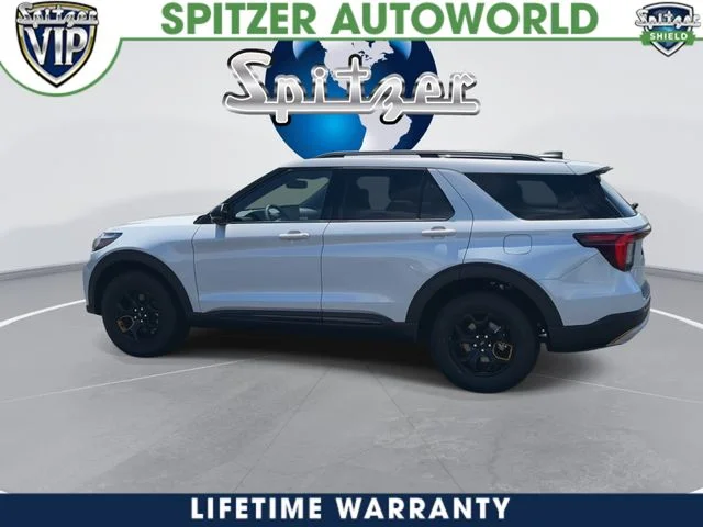 New 2026 Space White Metallic Ford Tremor® image 34