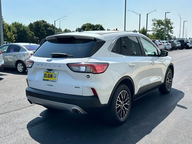 Used 2021 White Ford SE image 4