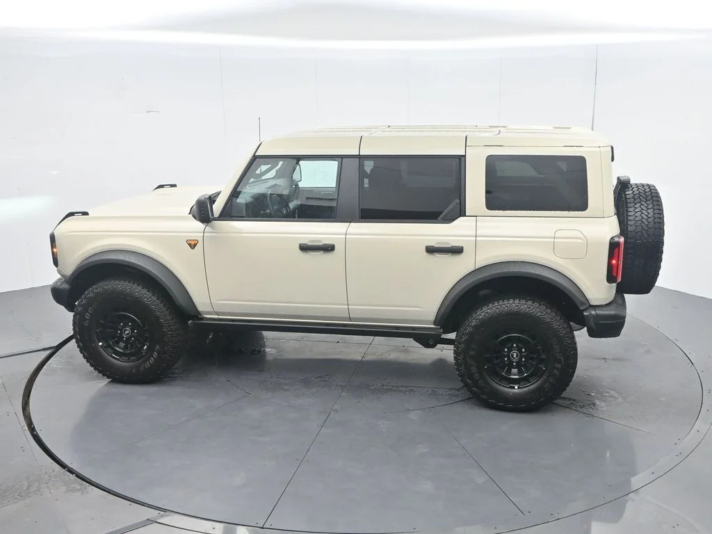 New 2026 Desert Sand Ford Badlands® image 49