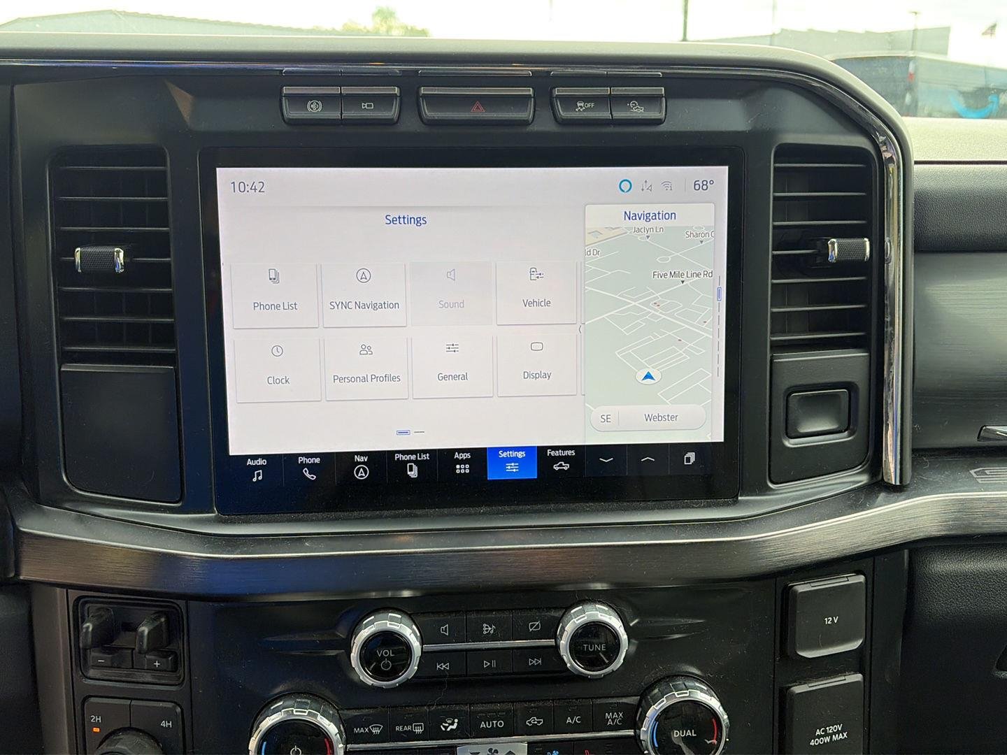 Used 2024 Carbonized Gray Ford Lariat image 7