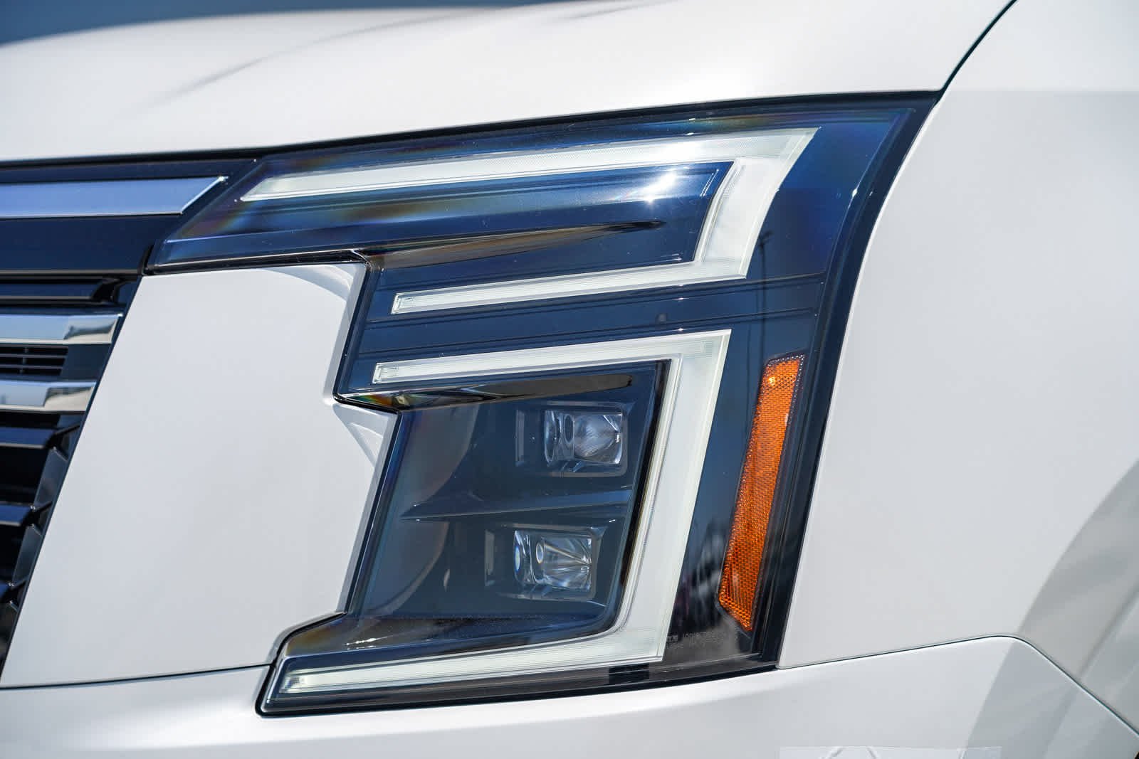 New 2026 Aspen White TriCoat Nissan SV image 2