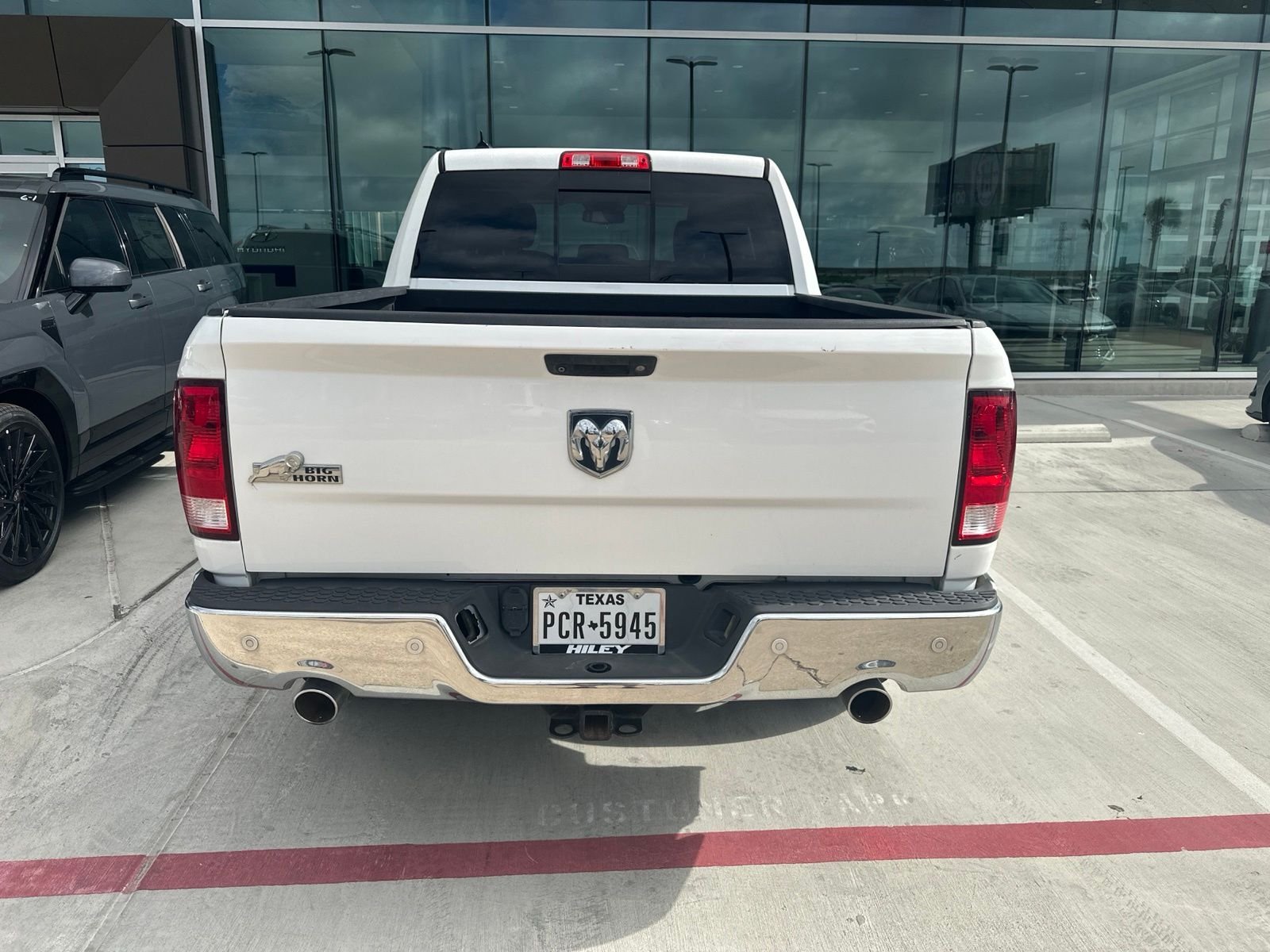 Used 2015 Bright White Clearcoat Ram Big Horn image 8