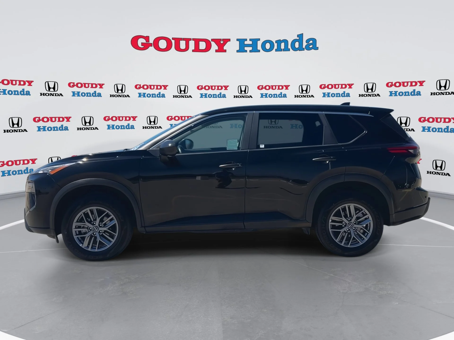 Used 2024 Super Black Nissan S image 5