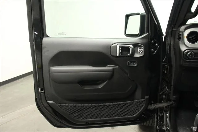 2025 Jeep Wrangler 4-Door Sport S - Photo 25