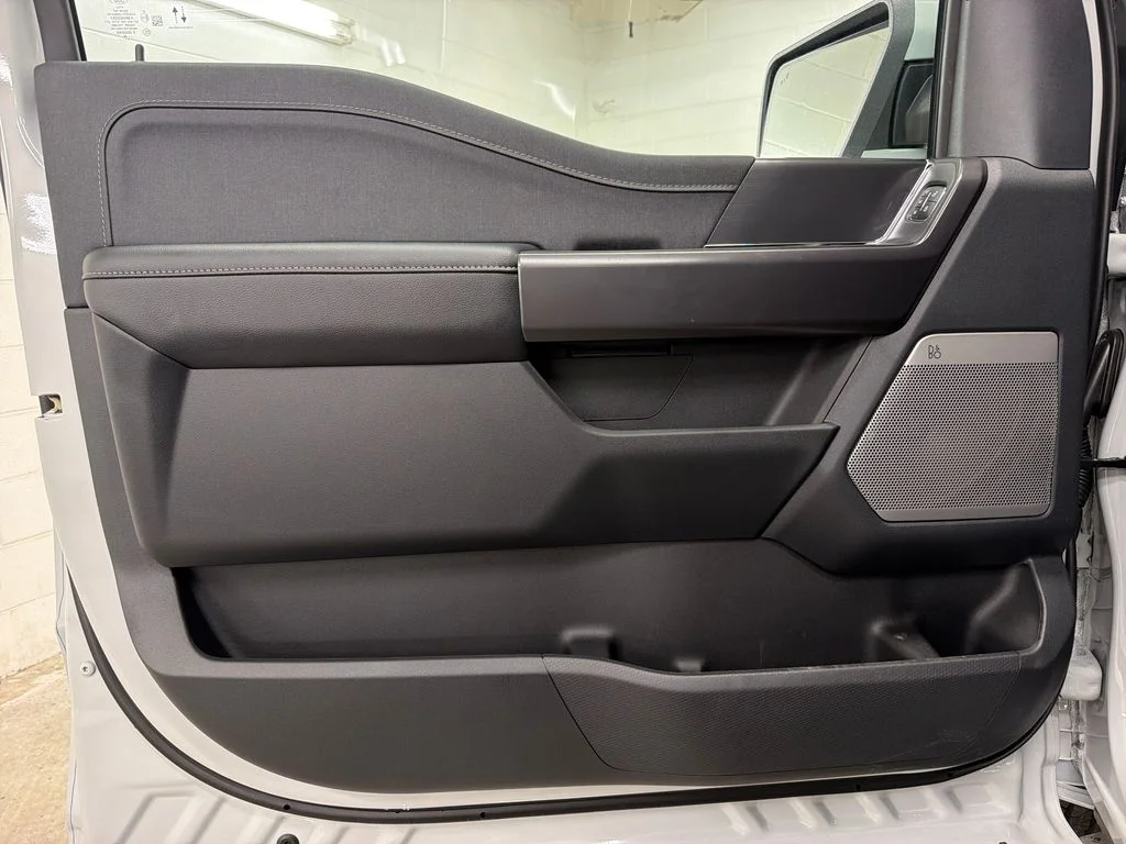 New 2026 White Ford Lariat image 15