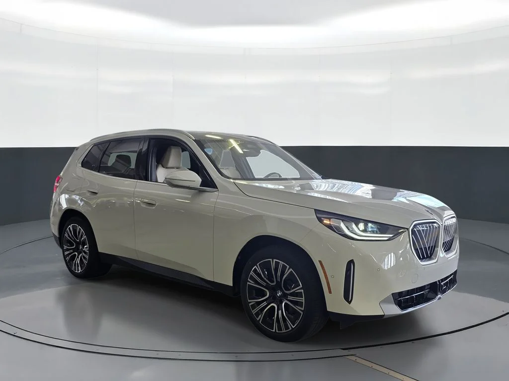 New 2026 White BMW 30 xDrive image 2