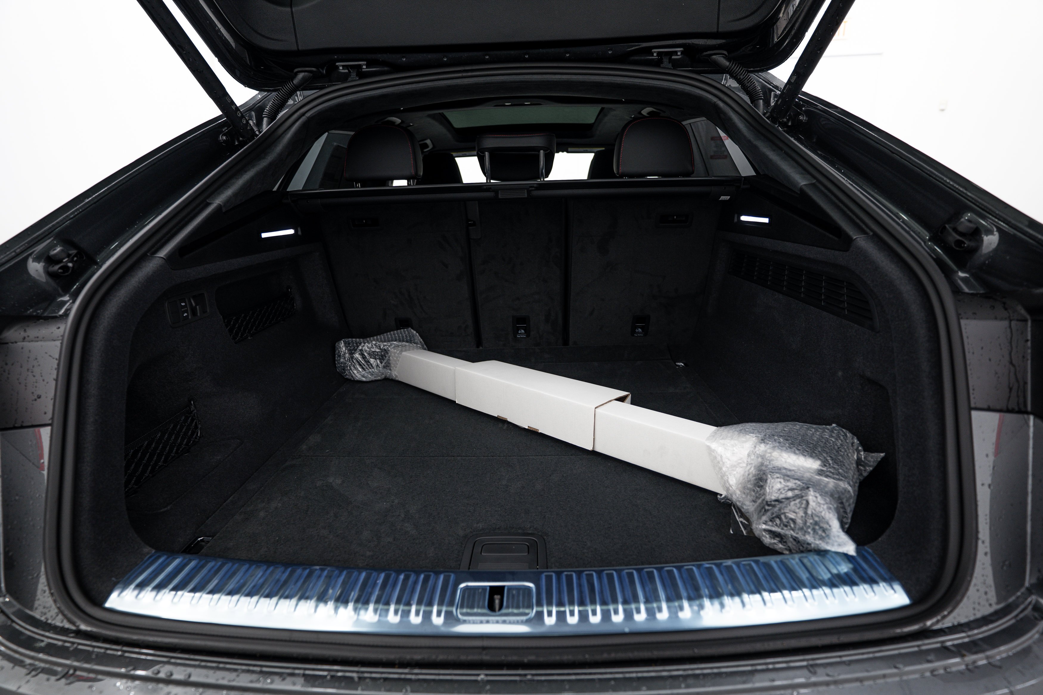 New 2026 Daytona Gray Audi performance image 23
