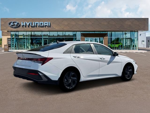 New 2026 White Hyundai SEL Sport Plus image 8