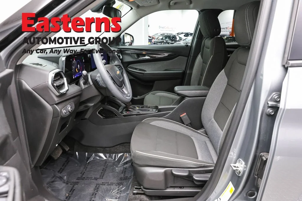 Used 2024 Gray Chevrolet LT image 13