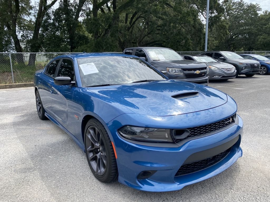 Used 2023 Frostbite Dodge R/T Scat Pack image 3