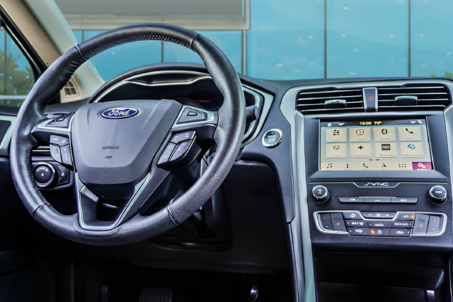 Used 2019 Blue Ford SEL image 12