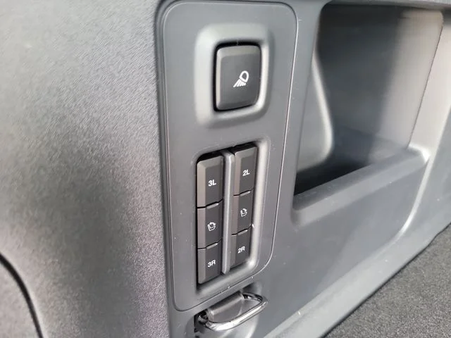 New 2026 Oxford White Ford Active image 13