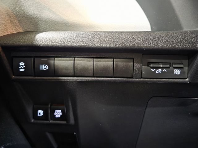 Used 2025 Silver Toyota XLE image 18