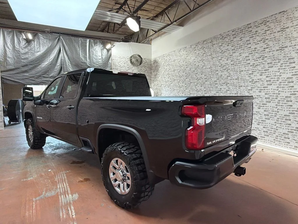 Used 2025 Black Chevrolet Custom image 5