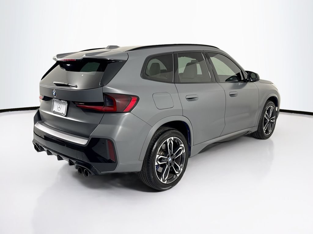 Used 2024 Blue Metallic BMW M35i image 5
