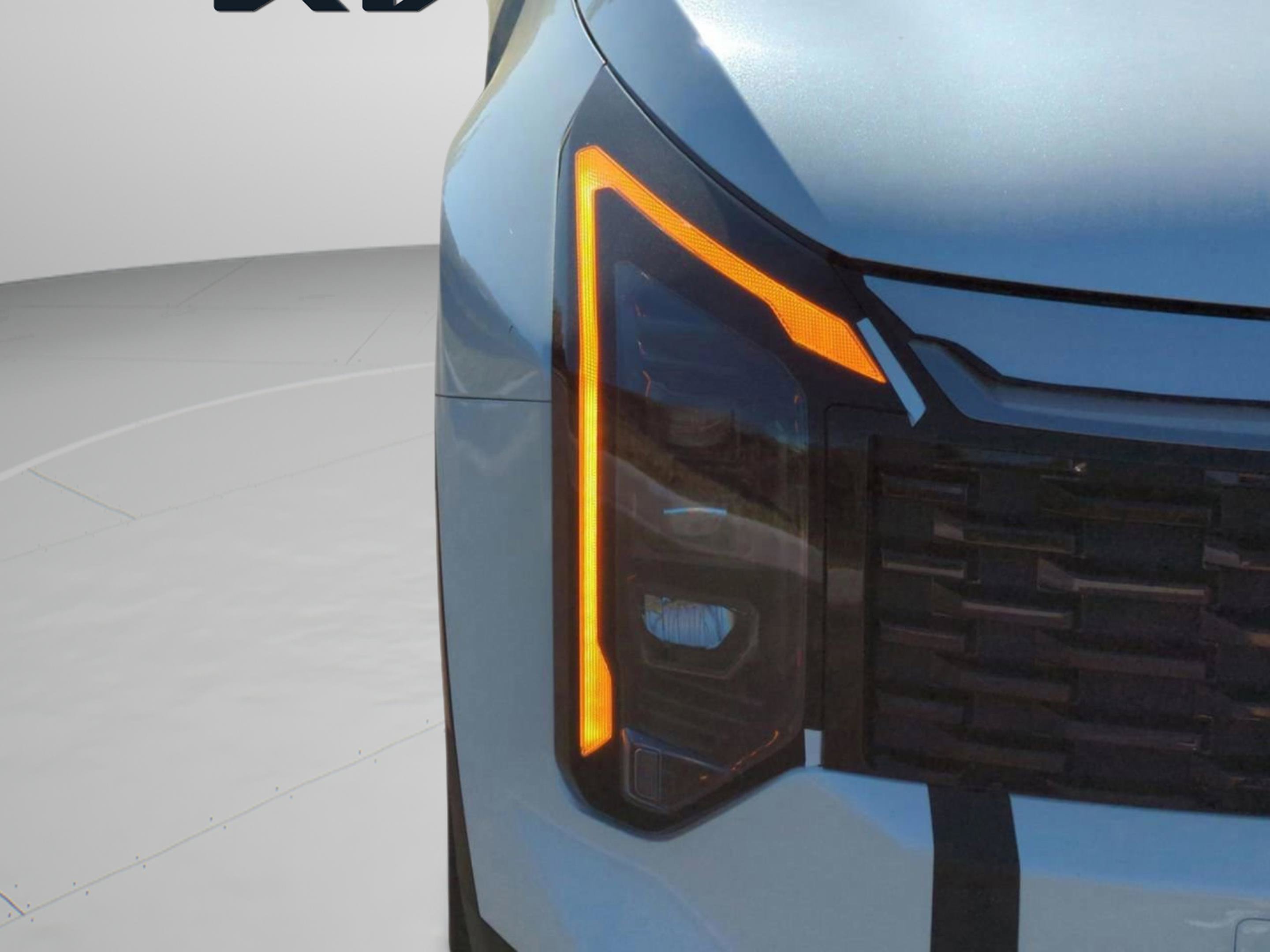 New 2026 Snow White Pearl Kia S image 10