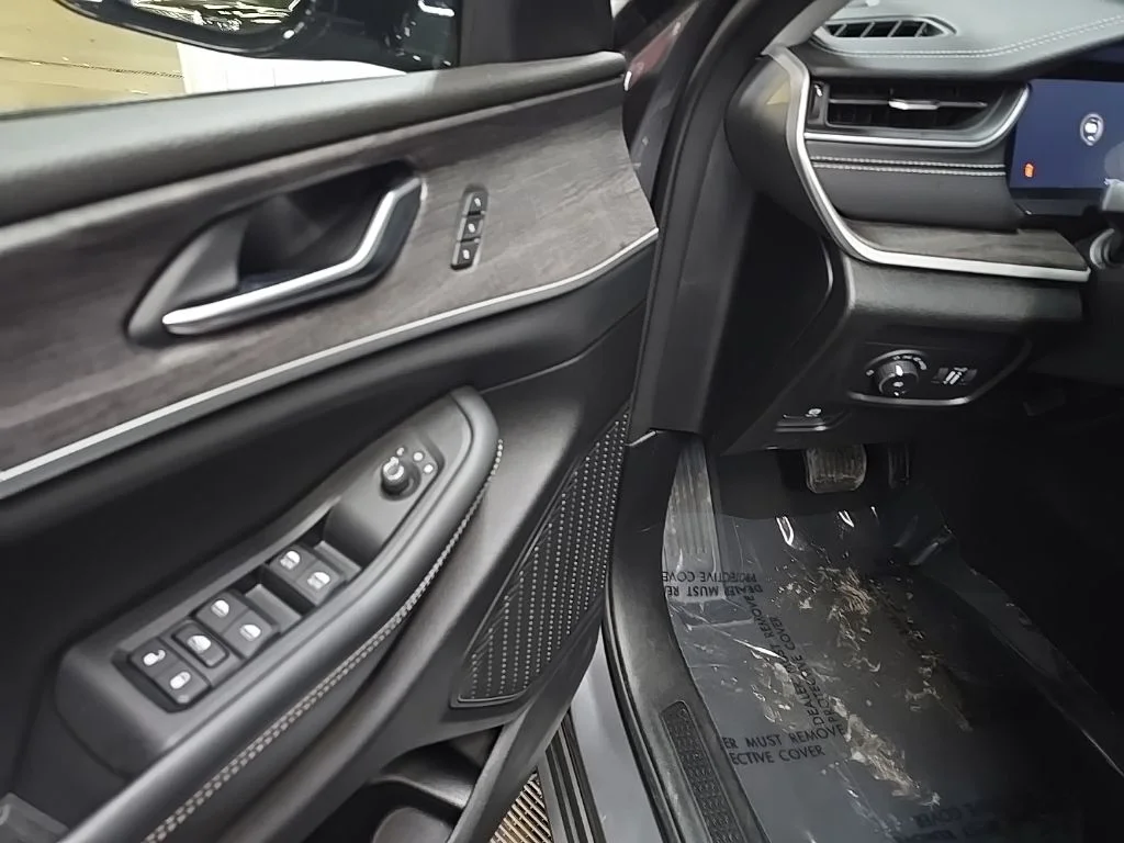 2023 Jeep Grand Cherokee L Limited - Photo 29