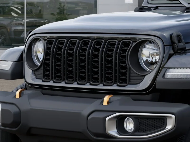 New 2026 Black Clear-Coat Exterior Paint Jeep 85th Anniversary Edition image 45