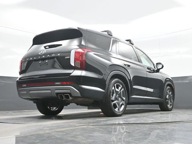 Used 2023 Black Hyundai Limited image 26