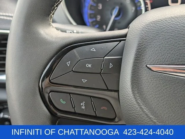 Used 2025 Black Chrysler Limited image 28