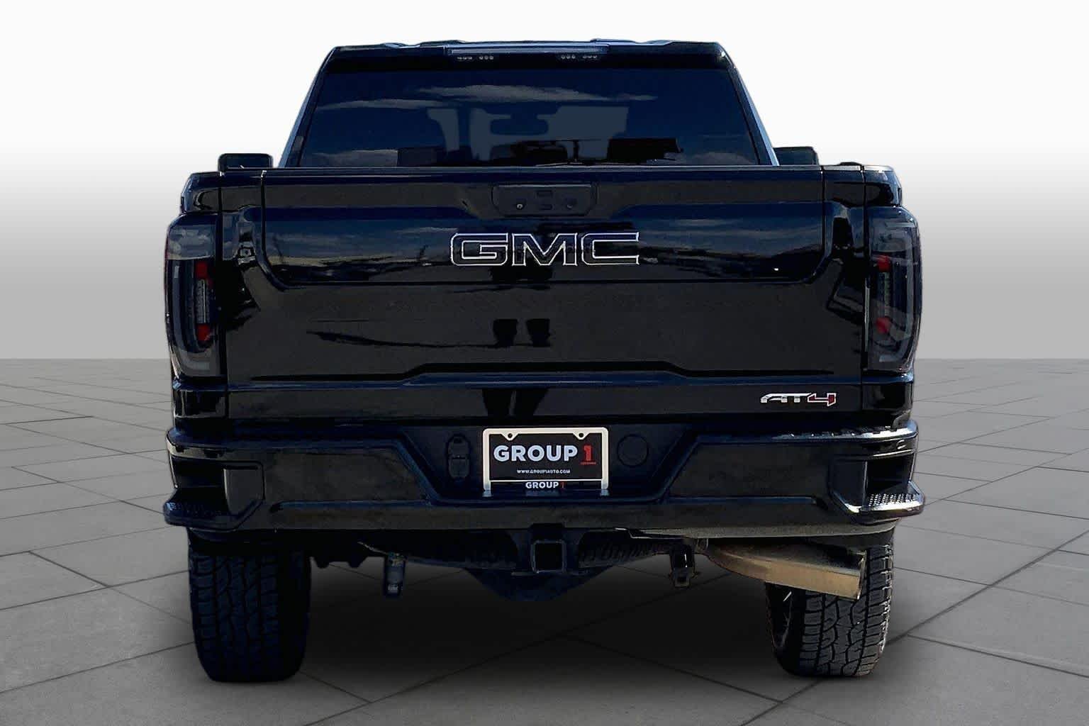 Used 2022 Onyx Black GMC AT4 image 5