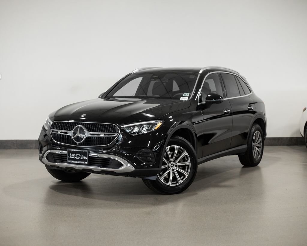 2026 Mercedes-Benz GLC GLC 300 4MATIC's photo