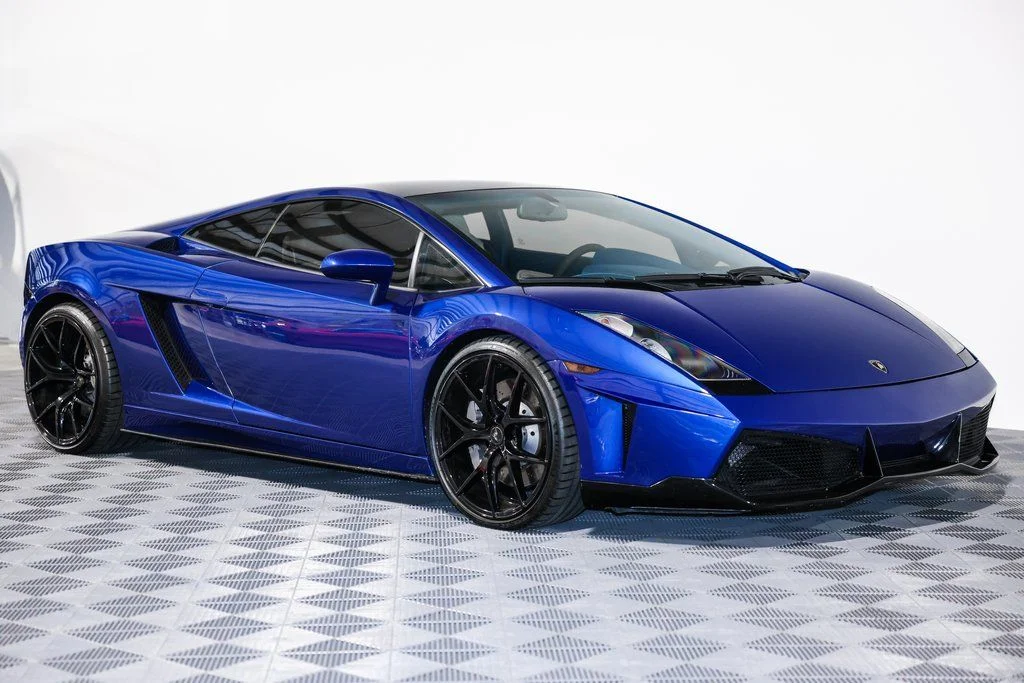 Used 2004 Blue Lamborghini Base image 4