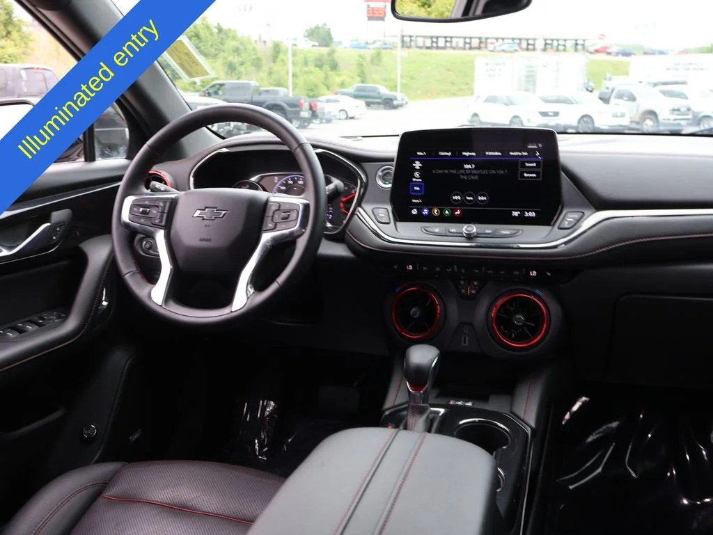Used 2025 Black Chevrolet RS image 13
