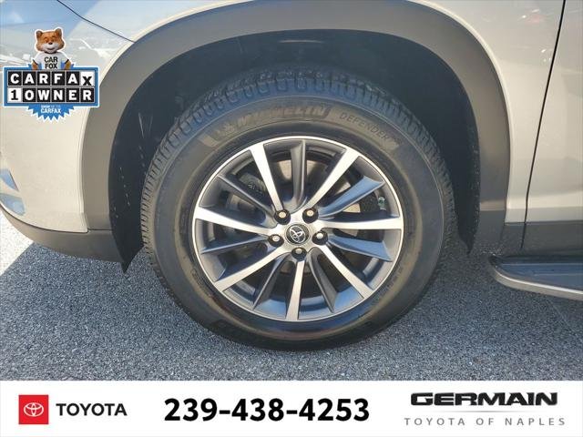Certified Used 2019 CELESTIAL SILVER METALLIC Toyota  image 13