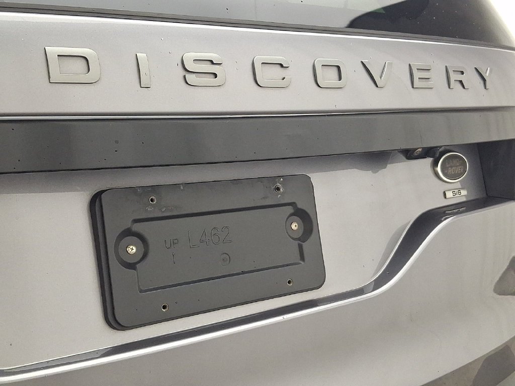 Used 2020  Land Rover SE image 33